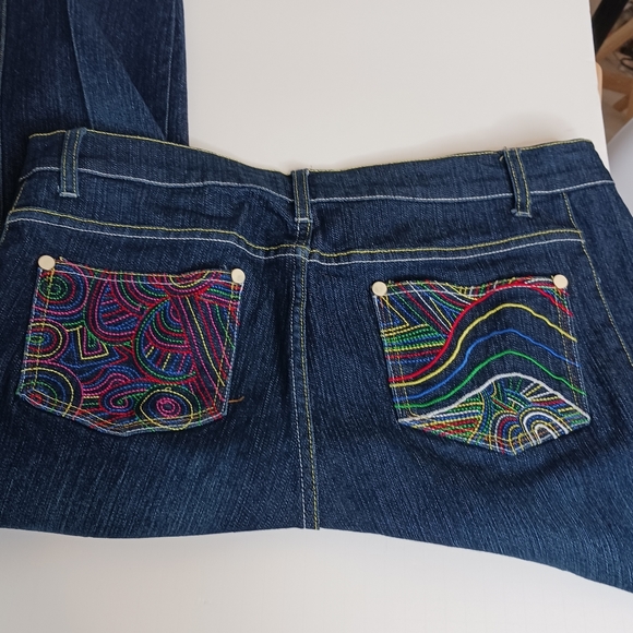 Coogi Embroidered Dark Wash Jeans Sz 13/14 NWOT - Picture 8 of 16